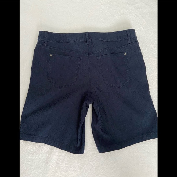 VERA WANG SHORTS - Picture 2 of 6